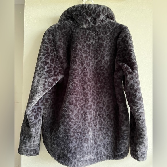 Abercrombie & Fitch Leopard Faux Fur Half Zip Jacket Pullover Sweatshirt Size M - Picture 7 of 11